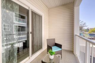New Coastal Gem Steps to MD & DE Beaches 2-Car garage Sleeps 12 - Ocean City - 4