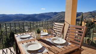 Quiet mountain townhouse with pool and WiFi - Torás - 0