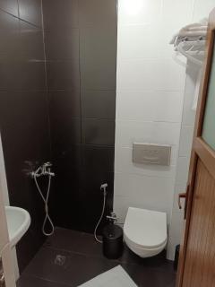 Lavera Home - Of - 4