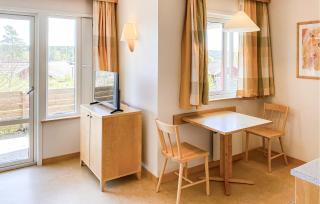 Beautiful Home In Hok With Wifi - 6