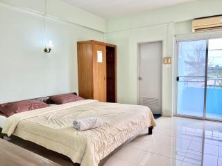 Sunshine Place Udon - - 9