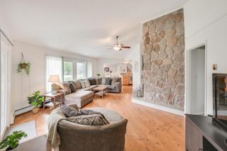 Cozy Michigan Retreat - Walk to Lake Charlevoix! - 5