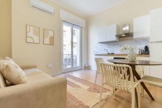 Honey Moon Apartment with small terrace - Cagliari - 2