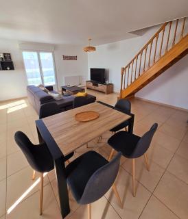 Maison Angèle - 8