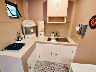JZ Homestay - Cozy House for 4 with 2 Queen Beds WiFi AC Hot Water - Near CSU and BMC Hospital - Butuán - 3