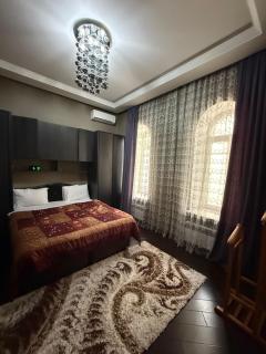 Old City Center Apartment - Bakoe - 8