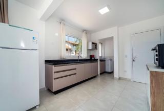 A106 - Apartamento de 02 dormitórios próximo à 4 Ilhas - Bombinhas - 1