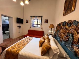 La Casona Minera - Mineral de Pozos - 6
