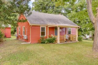 Charming Watkins Glen Home with Yard! - Watkins Glen - 0