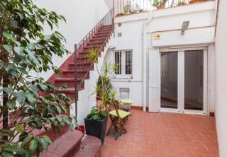 Single-family house with terraces and patio - 9