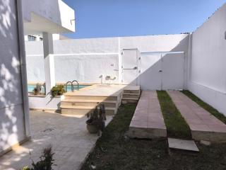 Stylish villa à Gammarth avec parking et piscine privée - La Marsa - 1