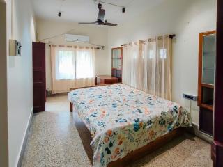 2 rooms appartment with balcony and kitchen - Calcutta - 7