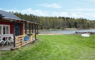 1 Bedroom Cozy Home In Edsbruk - Edsbruk - 0