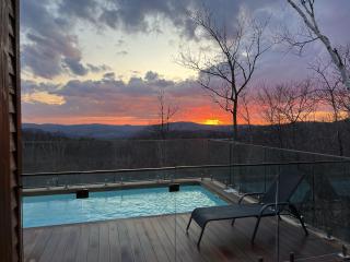 NEW! Villa Panorama 4 Seasons Heated Pool Hot Tub - Mont-Tremblant - 8