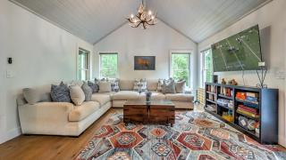 Blue Ridge Belle - 8