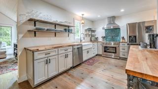 Blue Ridge Belle - 7