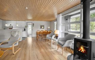 Cozy Home In Aakirkeby With Wifi - Vester Sømarken - 6