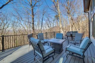 3 Mi to Winery: Jasper Mountain Chalet w/ Hot Tub! - 8