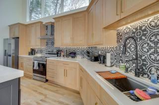 3 Mi to Winery Jasper Mountain Chalet with Hot Tub! - Jasper - 1