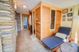 Kaval Home with Free Onsite Wellness - Dravograd - 2