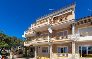 Amazing Apartment In Rab With Wifi - Rab - 0