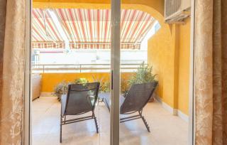 Amazing Apartment In Torrevieja - Torrevieja - 3