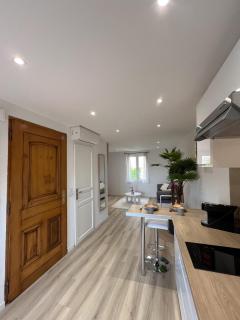 Studio Vue Mer au coeur du Suquet - Cannes - 5