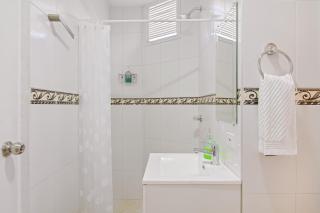 Hermoso apartamento en manga piso 3 - 3