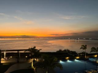 Playful 1BR With Magnificant Bayview Garden View Near Okada, Solaire, Aiports - Manila - 5