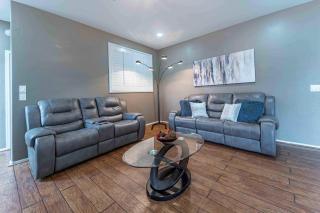 Free Pool Heat | Modern & Bright | Fire Pit - Casa Grande - 1