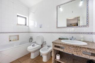 Quinta das AVES - Double Bedroom 1 - Odiáxere - 7
