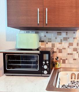 Stunning 2BR Home w Parking - Walk to Beach! - San Juan - 8