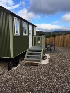 1B Deluxe Cabin - Free Parking King-size Bed - 1