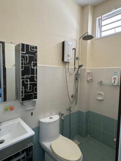 Homestay 49 Krubong - Kampong Beringin - 6