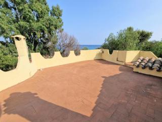 Villa dei Pirati, sulla spiaggia di Campus - Porto sa Ruxi - 1