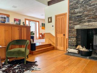 NEW - Designer Home - Mins to Lebanon/Hanover - NH - 5