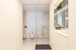 Central Bedroom in Shared House in Chiado - Historic Center of Lisbon - Lissabon - 4