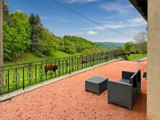 Maison au cœur de la vallée du Cantal - 2pers - 8