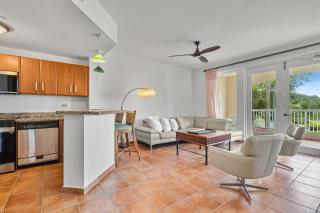 Golf Course Access Balcony Infinity Pool - Fajardo - 2