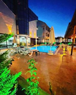 Best Hotel - 1