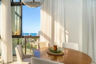 Splendour 201 - Cobertura duplex finamente mobiliada com 2 suítes na praia de Canto Grande - (Consultar serviços de roupa de cama e banho) - 9