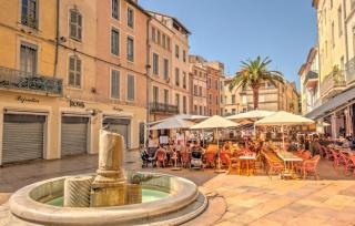 Nîmes arènes - T2 calme climatisé - 1