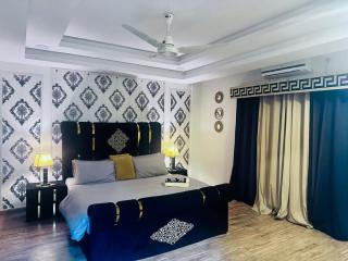 Luxury Apartment In Bahria Heights 1 - Rawalpindi - 8