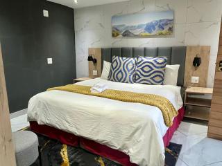 Empire Guesthouse - Leribe - 6