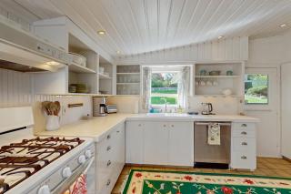 Rosewater Cottage - 1