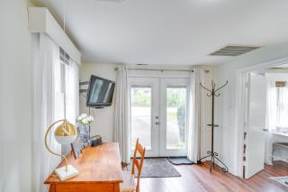 Hike, Sip & Explore: Charming Waterford Cottage! - 4