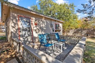 Villa 101, Scenic river view from patio - Glen Rose - 7