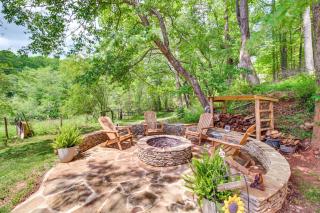Historic Dahlonega Home with Wraparound Porch - Dahlonega - 9