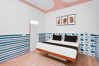 Hotel O Golden bird - Noida - 0