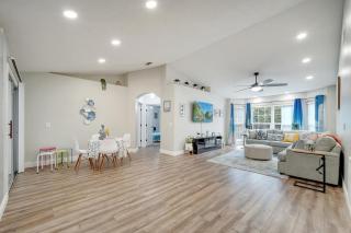 Entire House with Hot Tub Close to Orlando Disney and Beach - 7